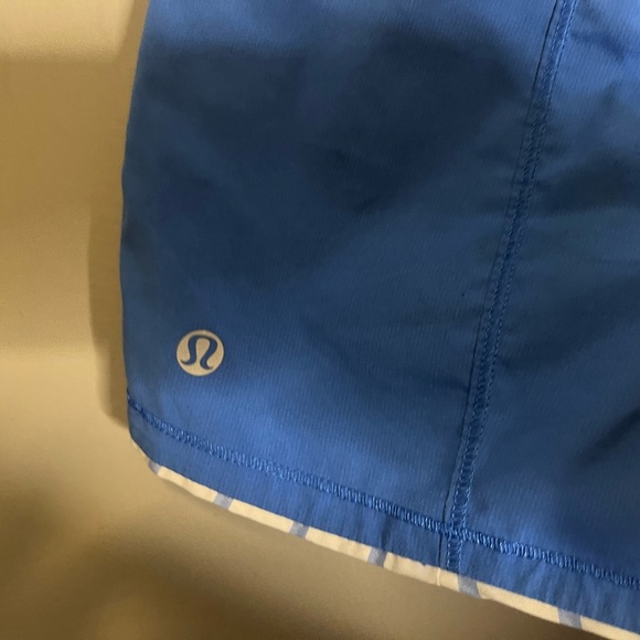 Lululemon Free Reign Shorts - 4 way Stretch- Stretch Pipe Dream Blue - Picture 3 of 5